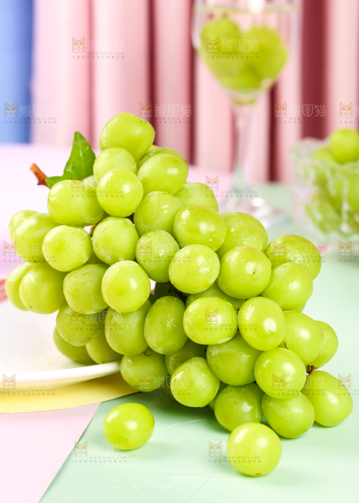 浅底上的晴王香印青提