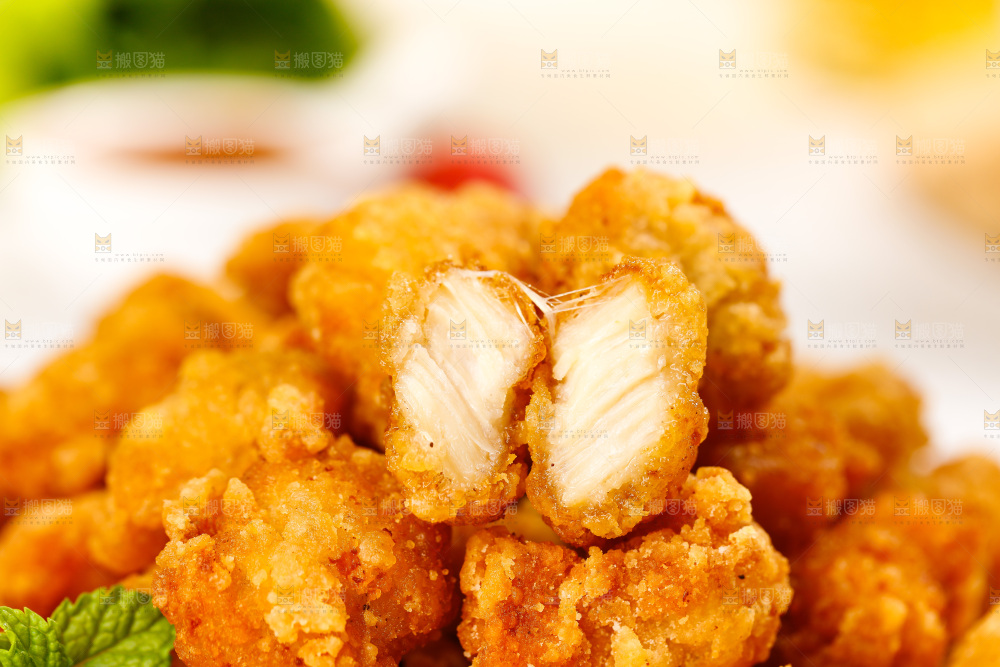 一堆香脆鸡米花