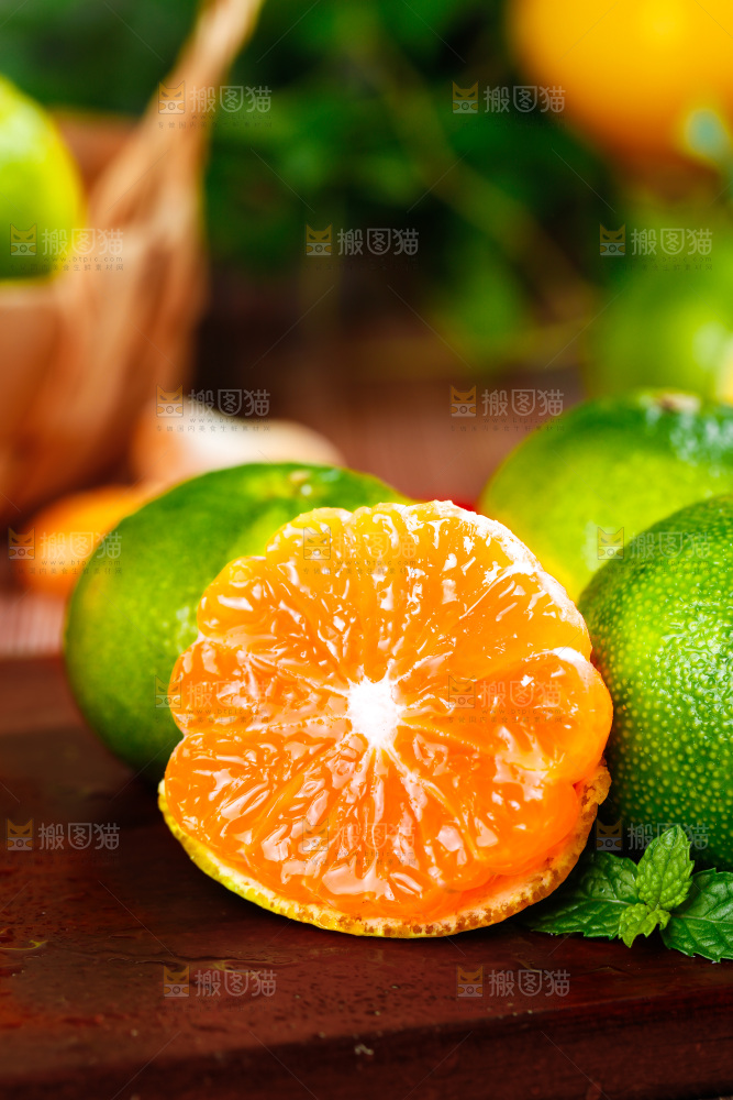 木板上的蜜橘