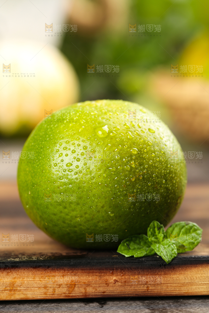 木板上的贡柑