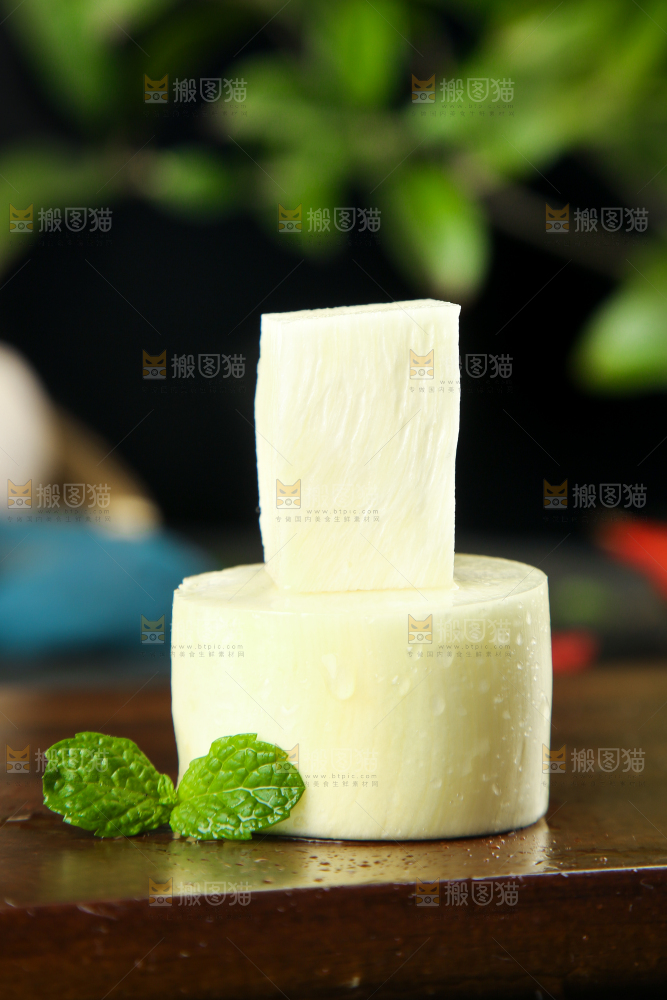 深木底上的茭儿菜菰