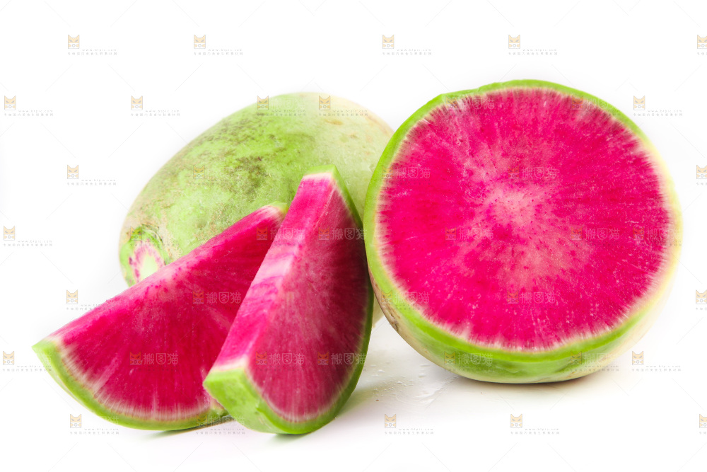 白底上的心里美萝卜