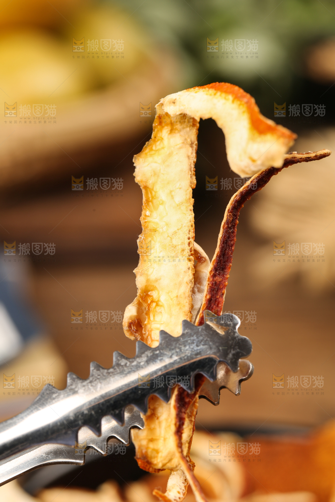 夹子夹着陈片