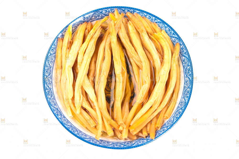 白底上放着一碗黄花菜