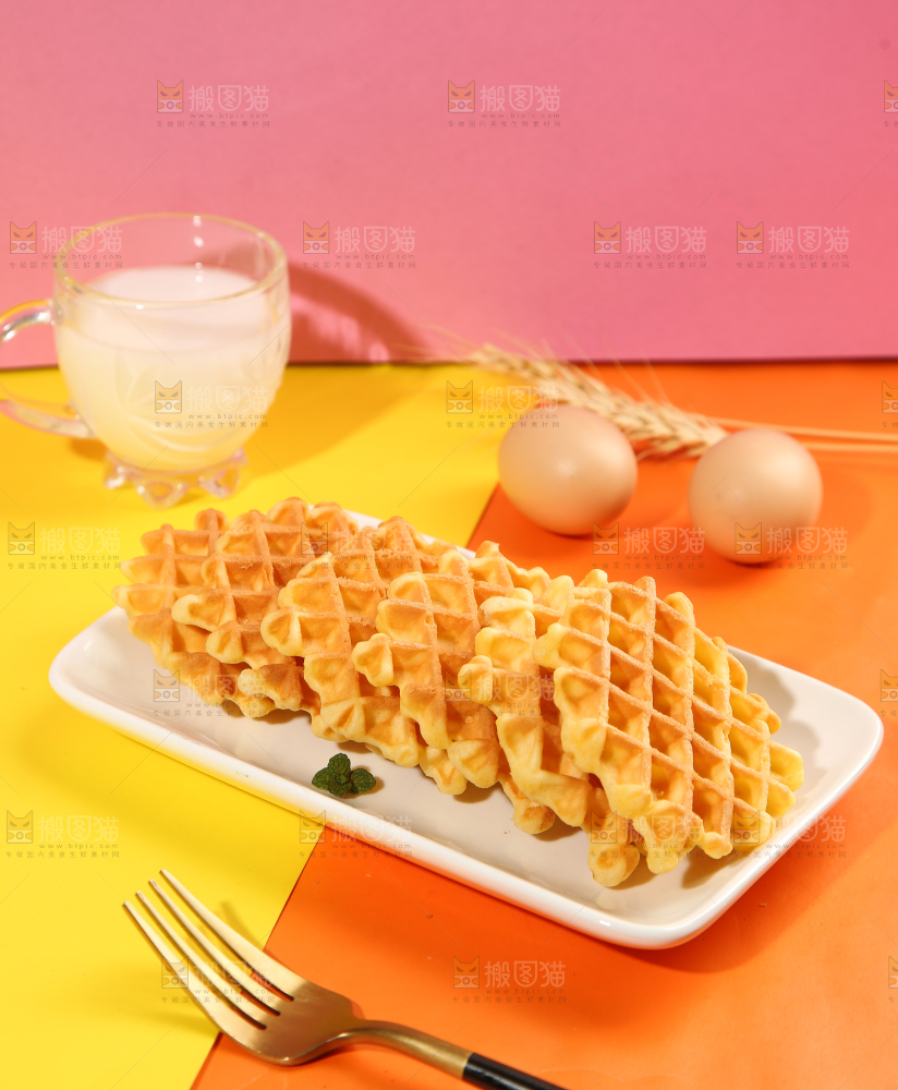 盘子里的华夫饼干