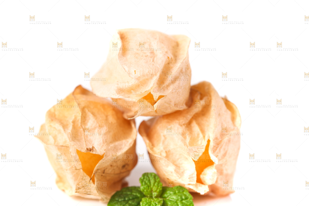 白底上放着灯笼果