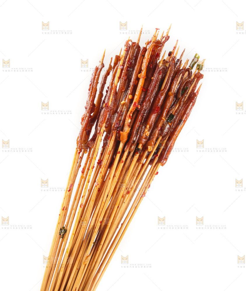 白底上放着鸭肠串