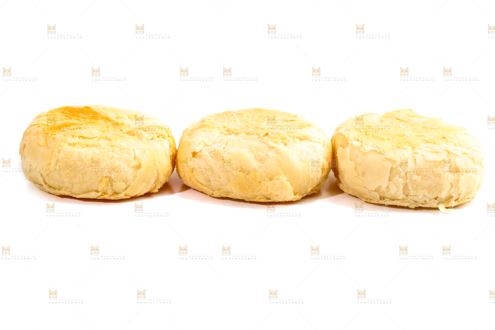 苏式月饼放在白底上