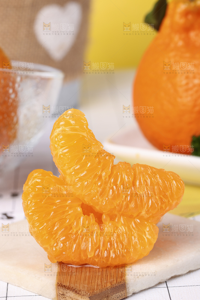 石板上的四川耙耙柑