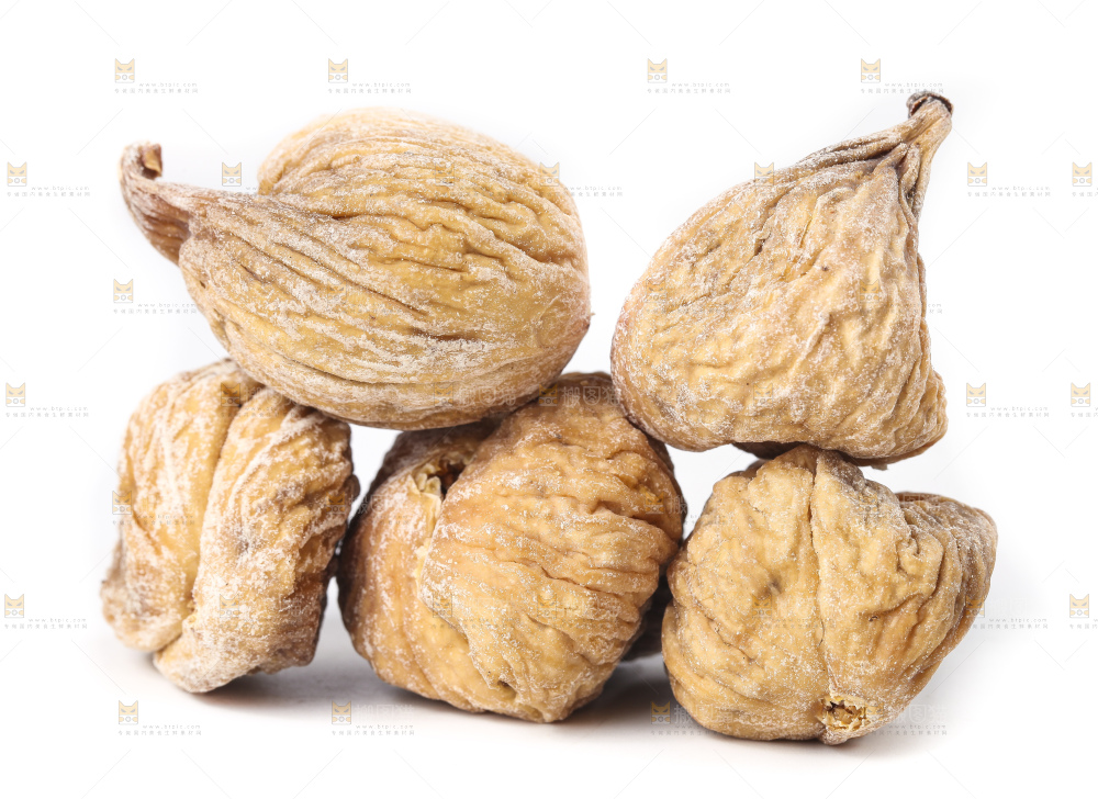 白底上摆放着干无花果