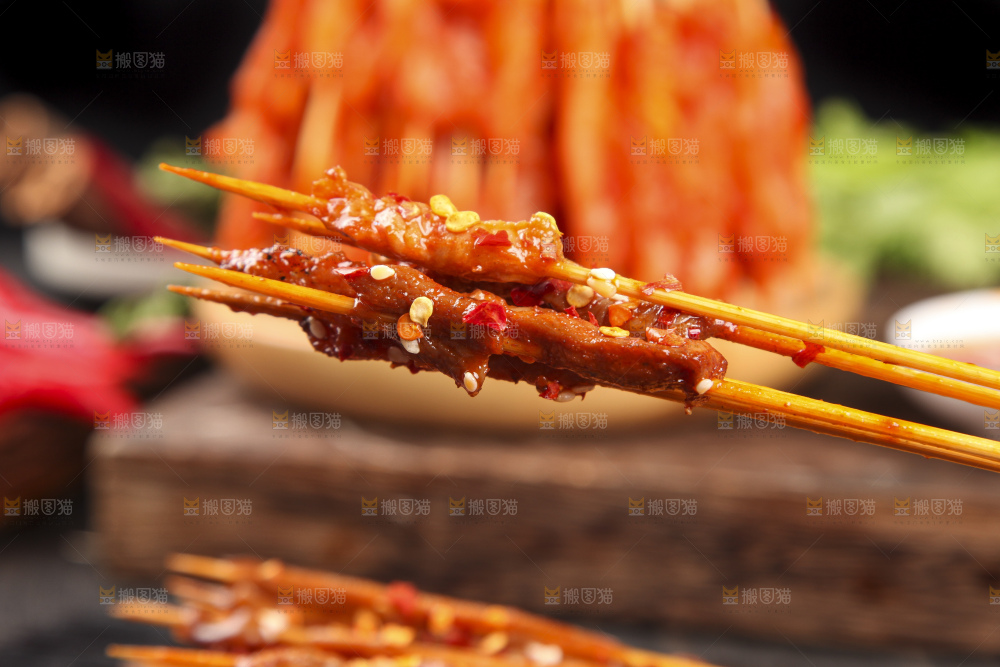 签子上串着肉串