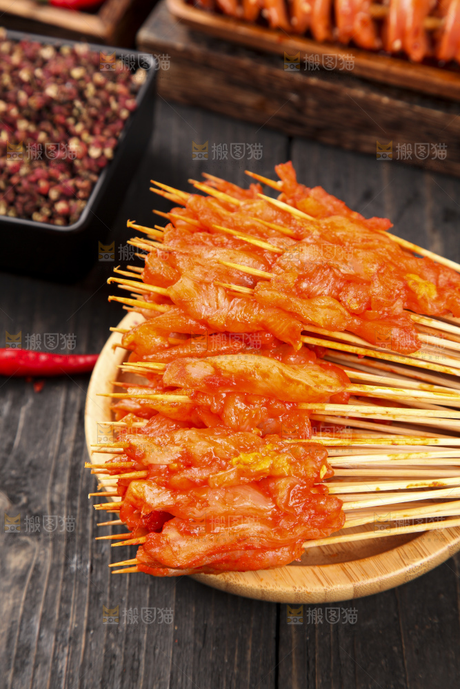签子上串着肉串