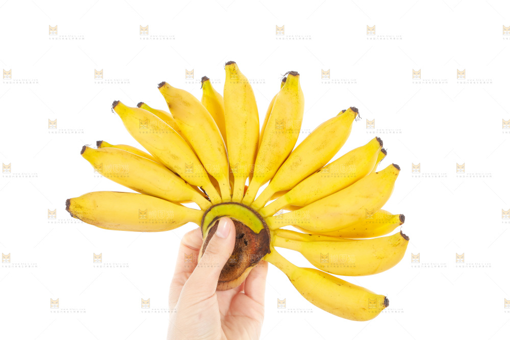 手里拿着小米蕉
