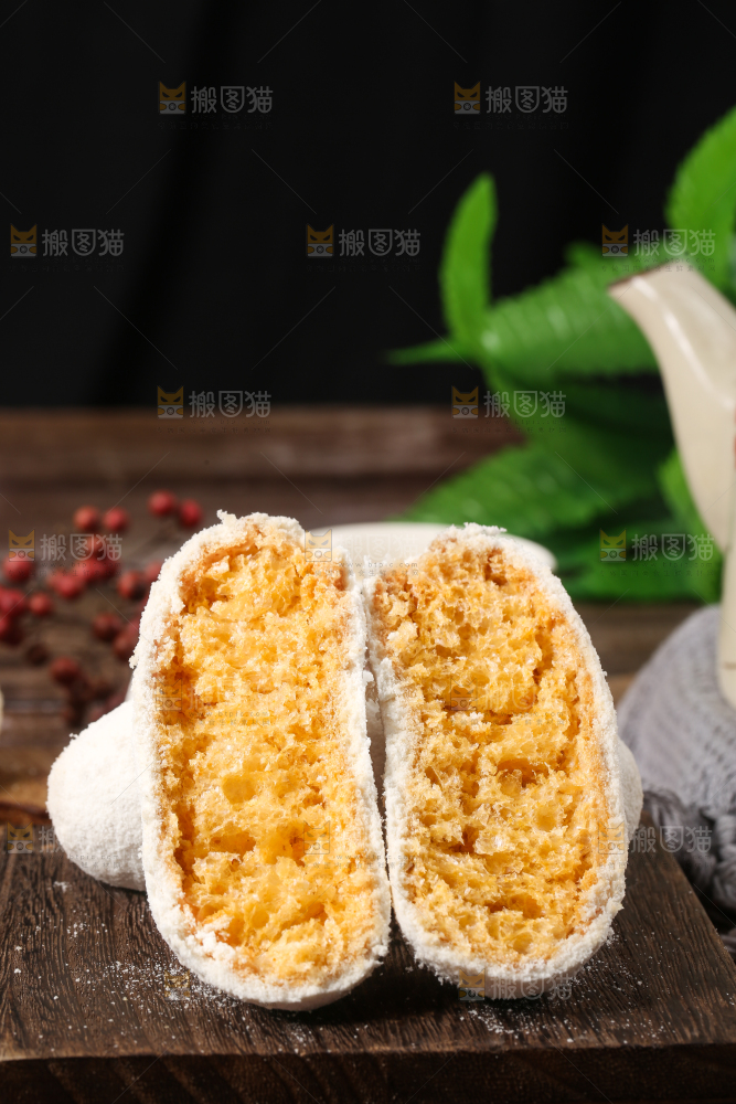 木底上放着雪枣