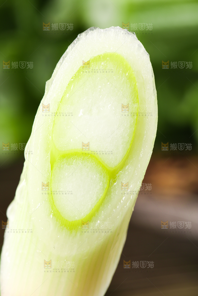 深底上的大葱