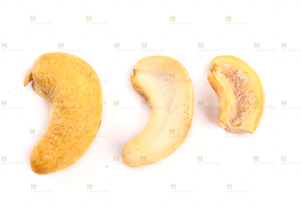 白底上剥皮的腰果