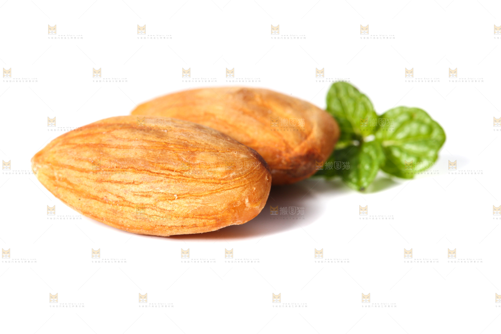 白底上的巴旦木