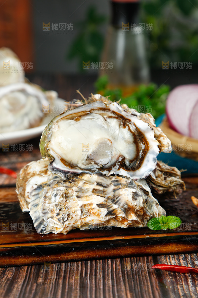 木底上的生蚝
