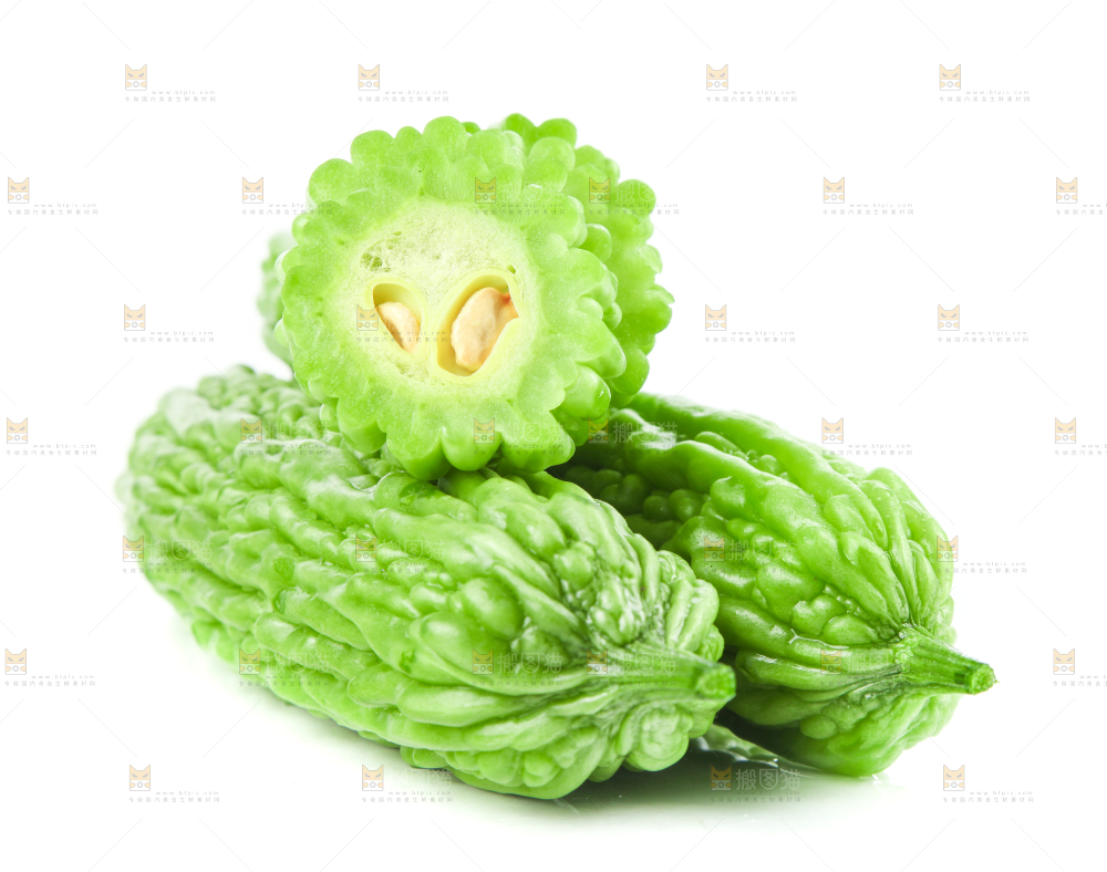 白底上摆放着凉瓜