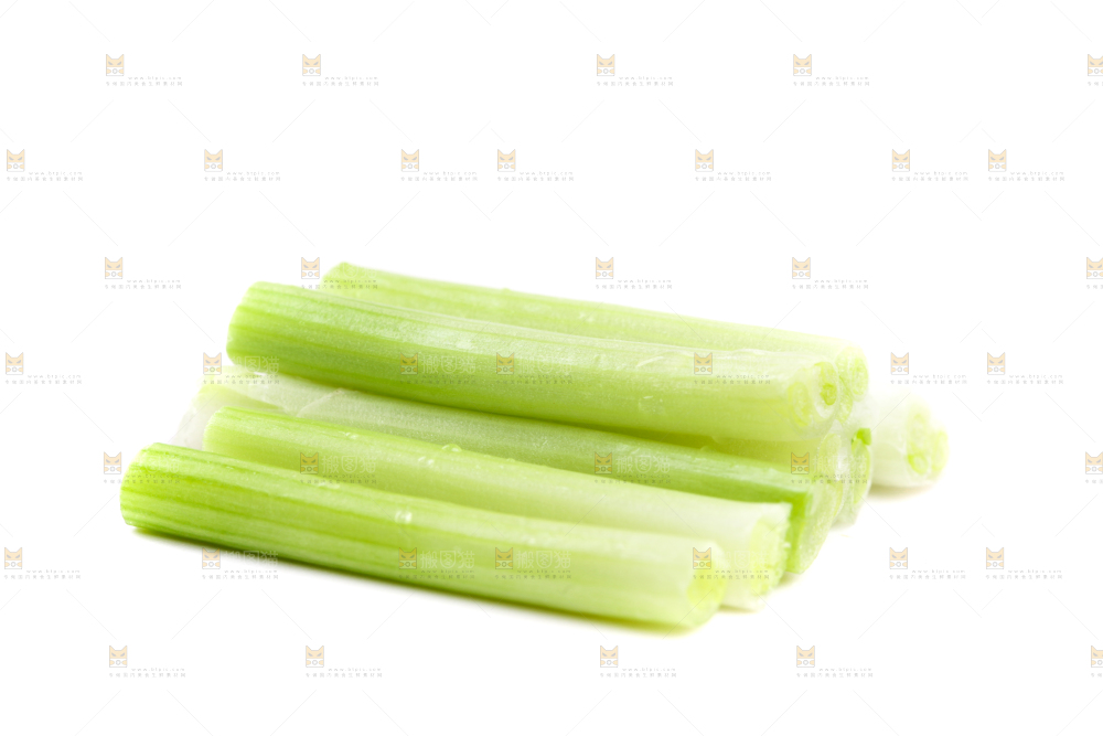 白底上放着小香葱