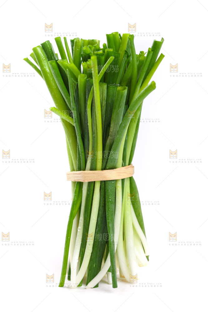 白底上放着小葱