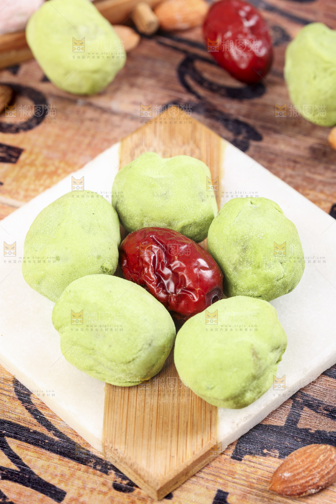 石板上的抹茶味奶枣