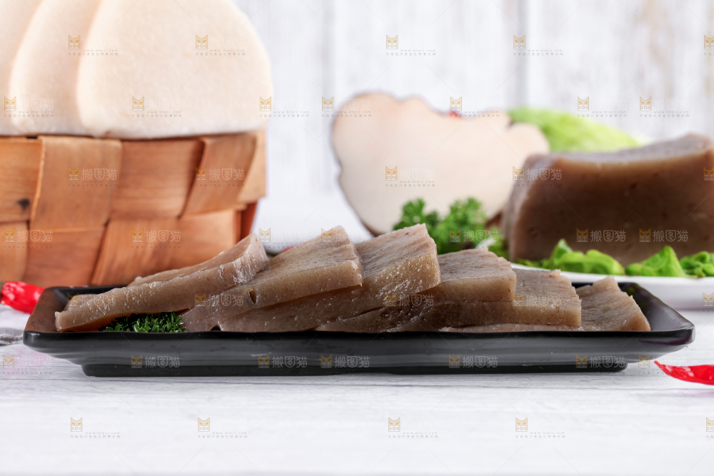 浅底上的手工魔芋豆腐