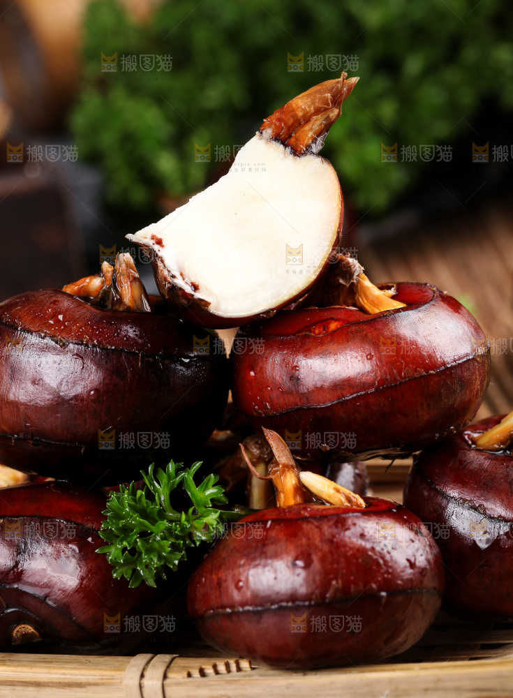 篮子里的红马蹄