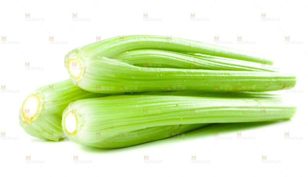 白底上放着西洋芹