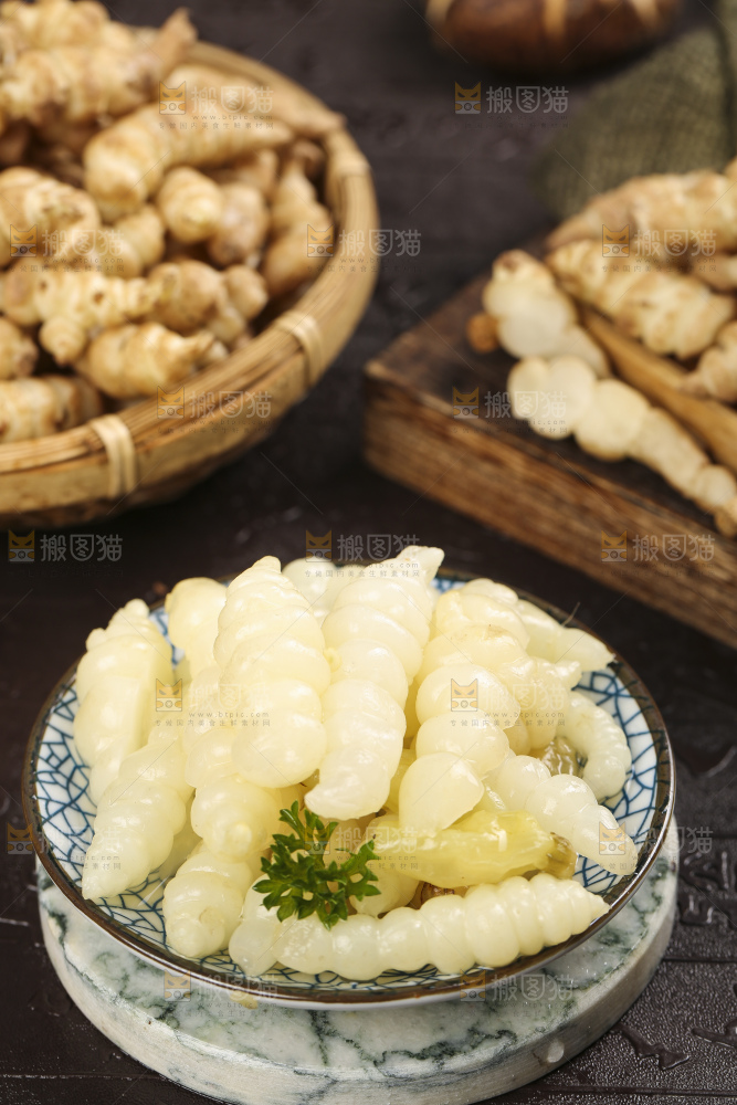 盘子里装着地牯牛