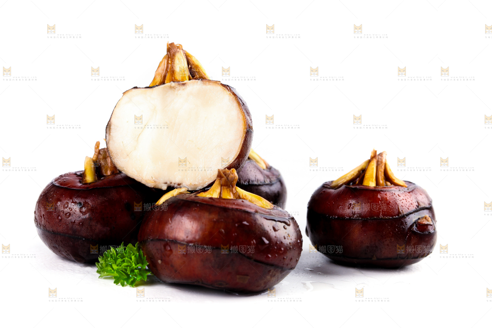 白底上摆放着乐昌北乡马蹄