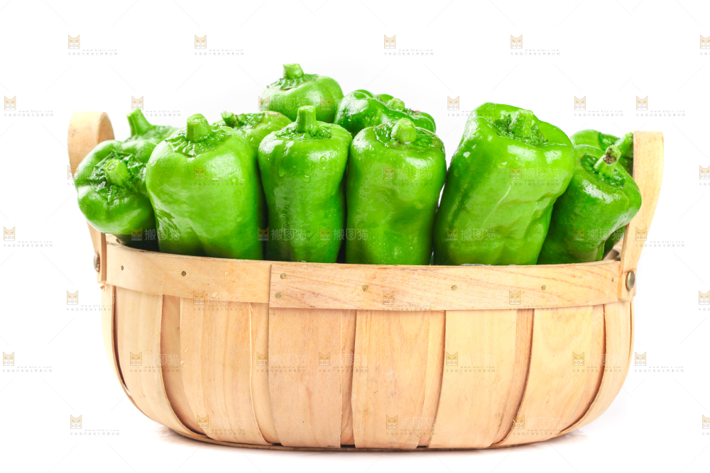 篮子里装着菜椒