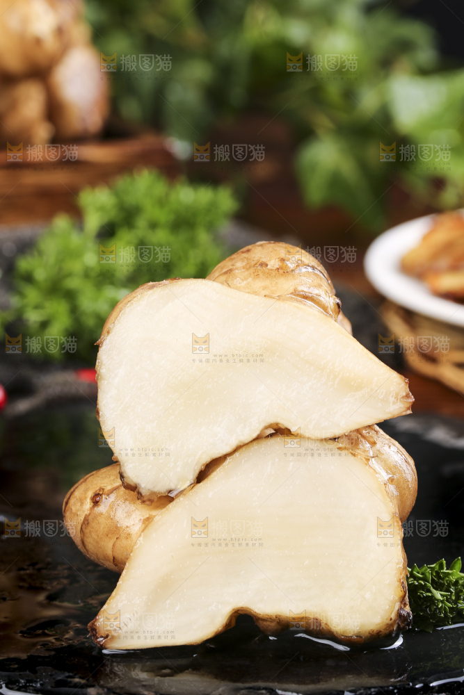 黑石板上的农家洋姜