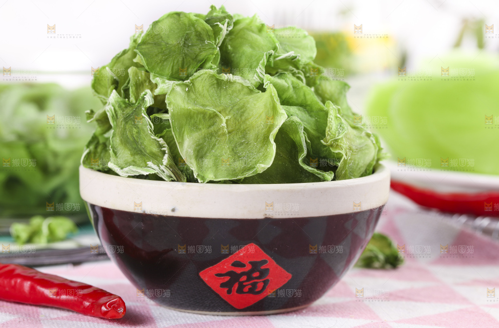 碗里装着莴苣干