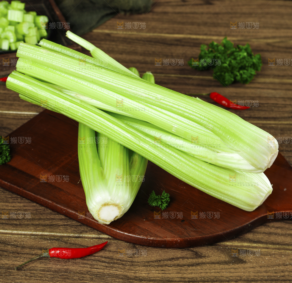 木板上的山东西芹