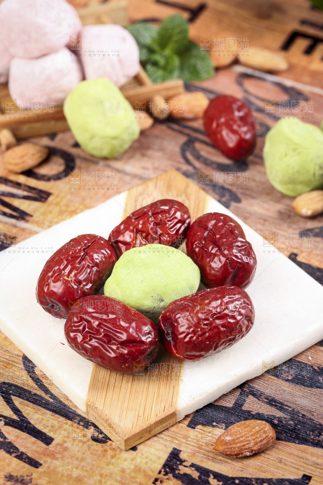 石板上的抹茶味奶枣