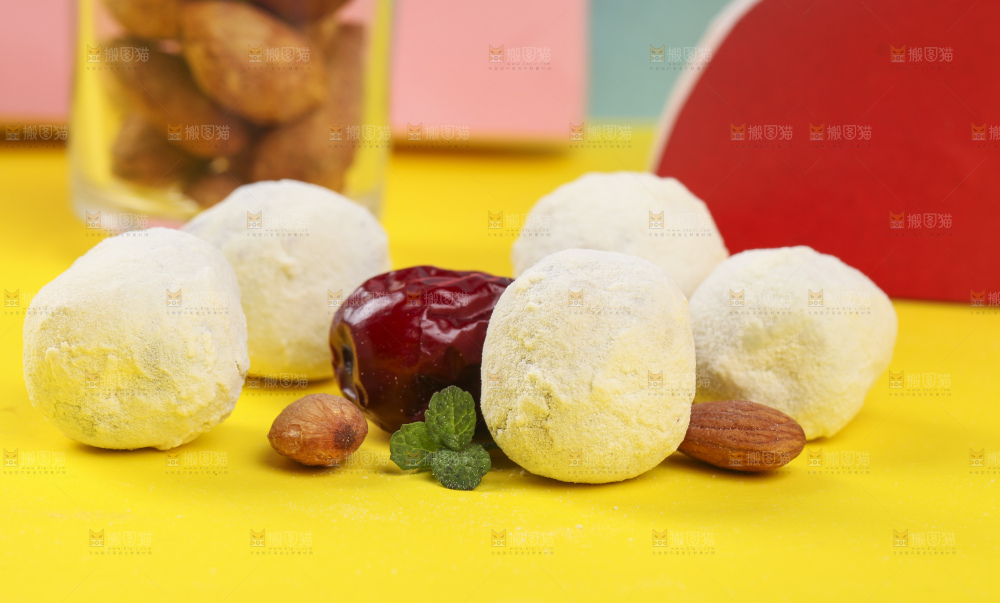 浅底上的奶枣
