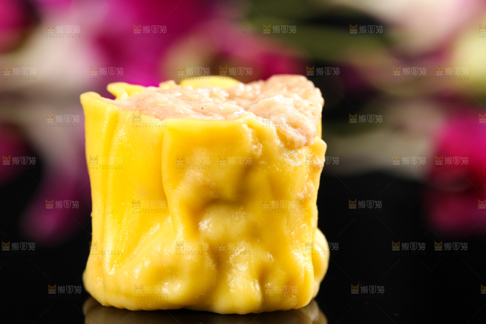 深底上的猪肉烧麦