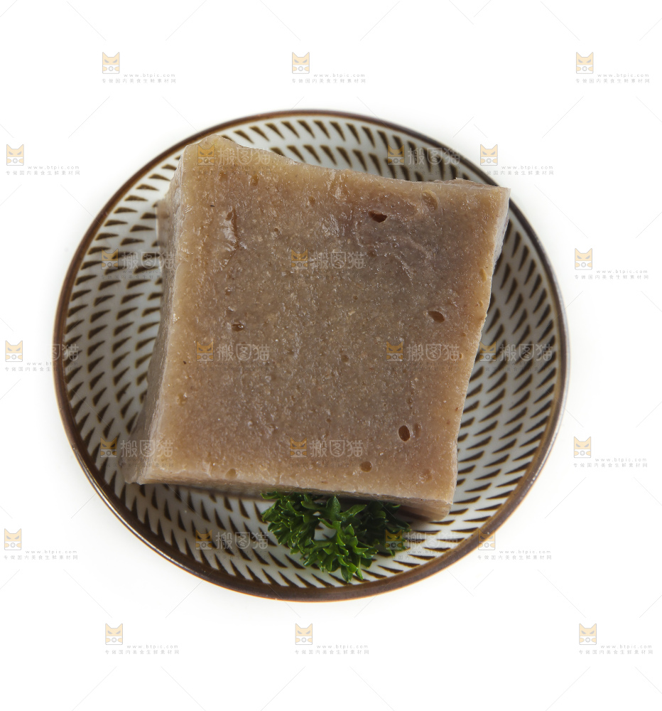 盘子里的魔芋豆腐