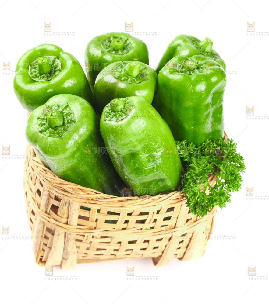 篮子里装着菜椒