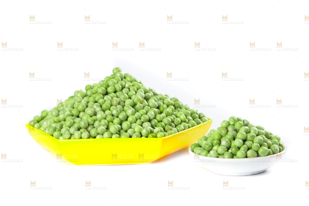 盘子里装着豌豆仁