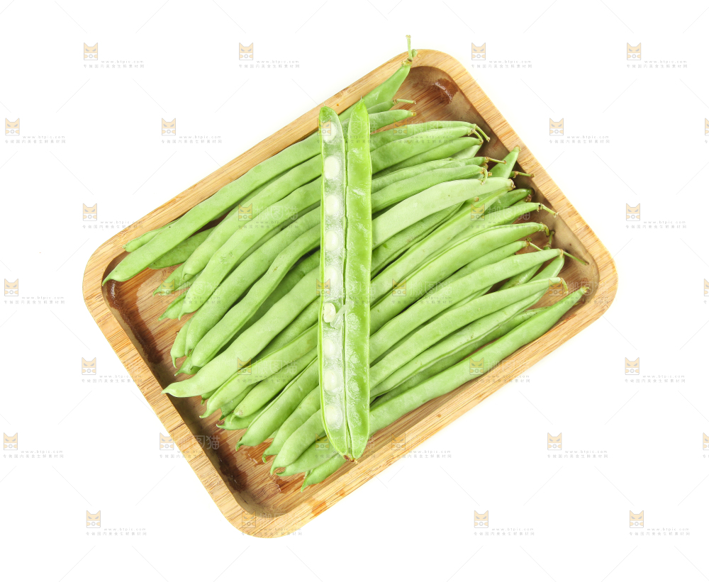 白底上的新鲜四季豆