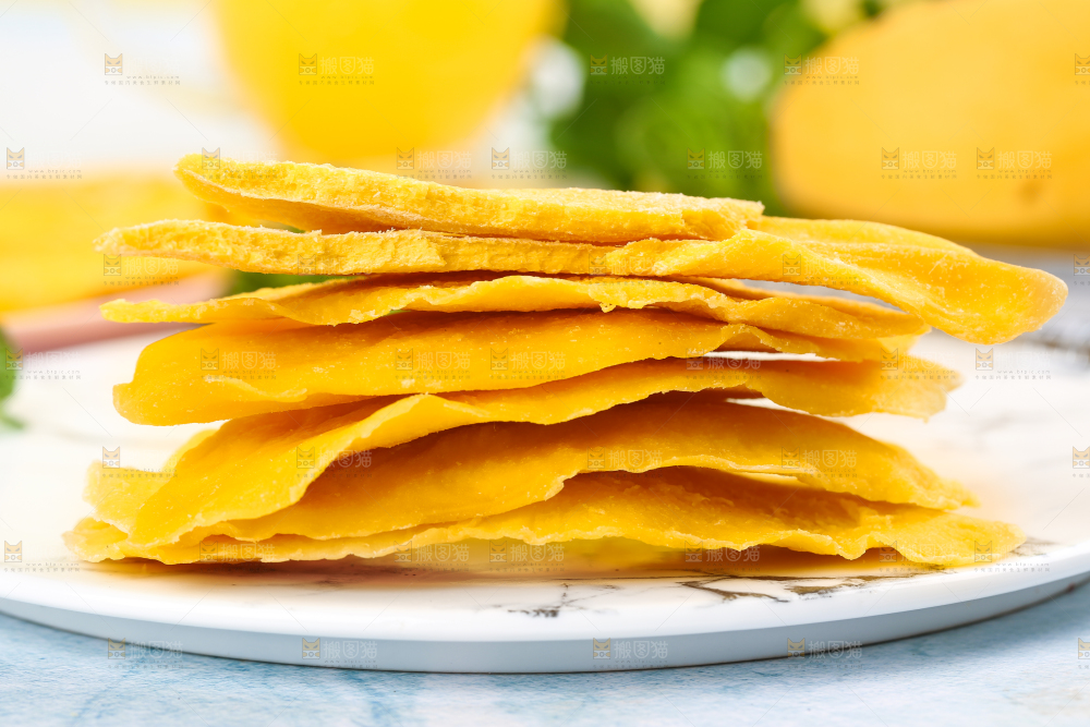 盘子里的芒果干
