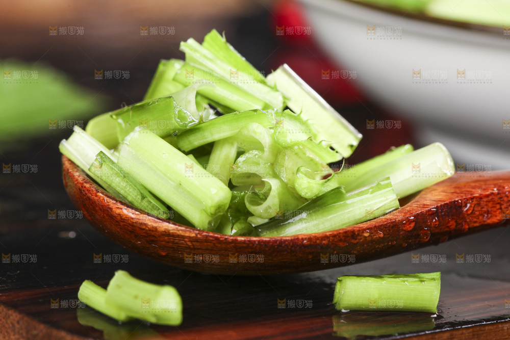 勺子里的云南大香菜