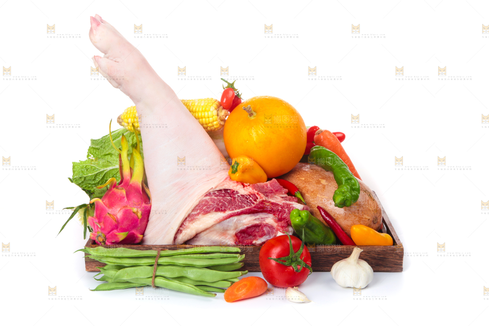 白底上的食材