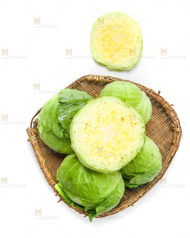 白底上放着一筐陕西卷心菜