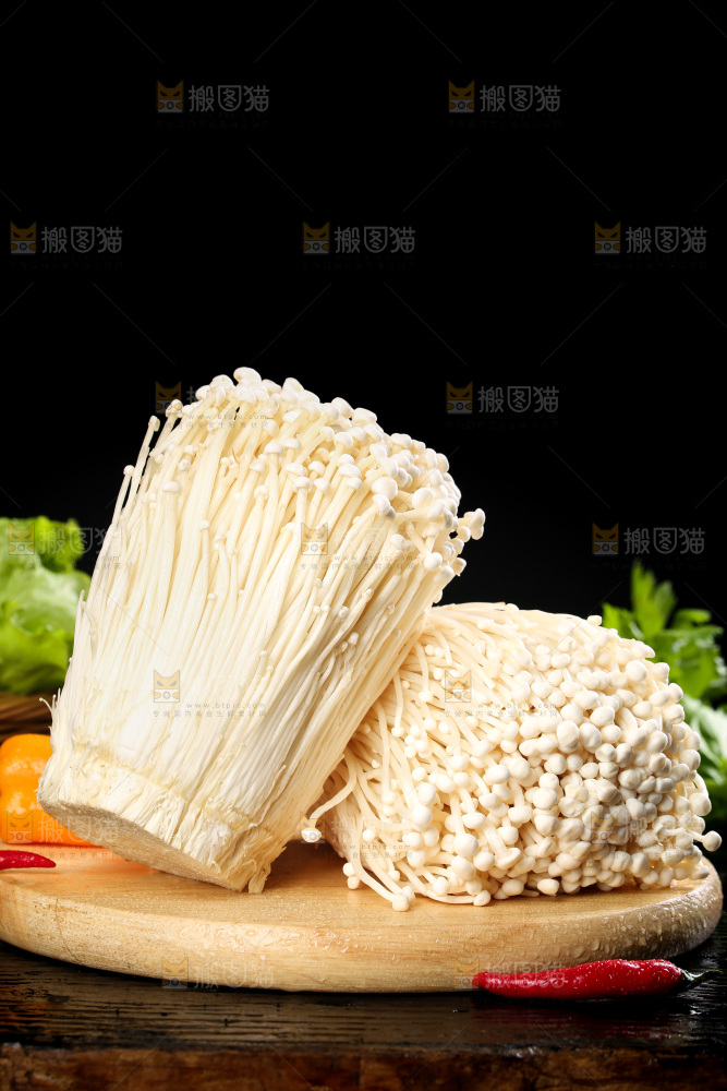 木板上的金针菇