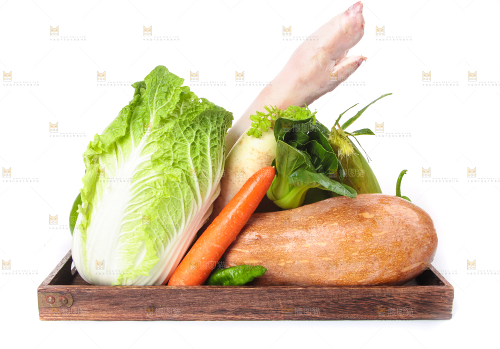 白底上的食材