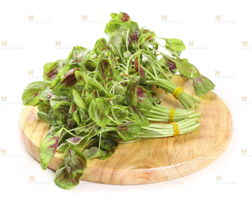 木底上的红苋菜