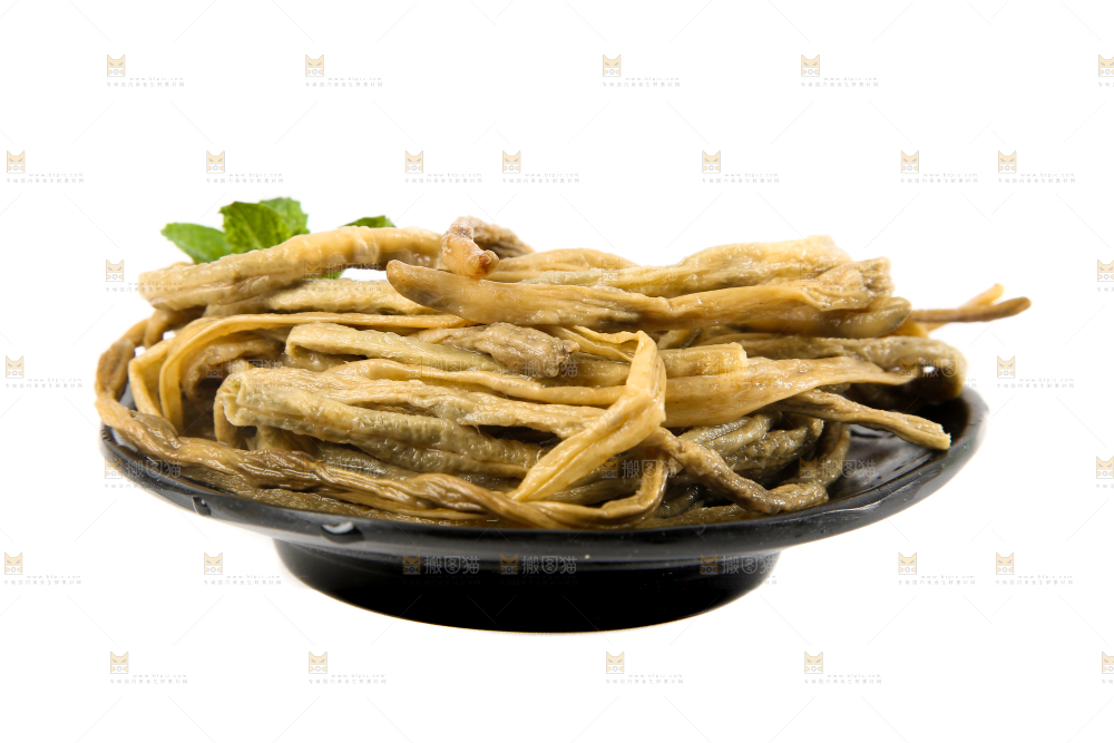 盘子里装着干豆角